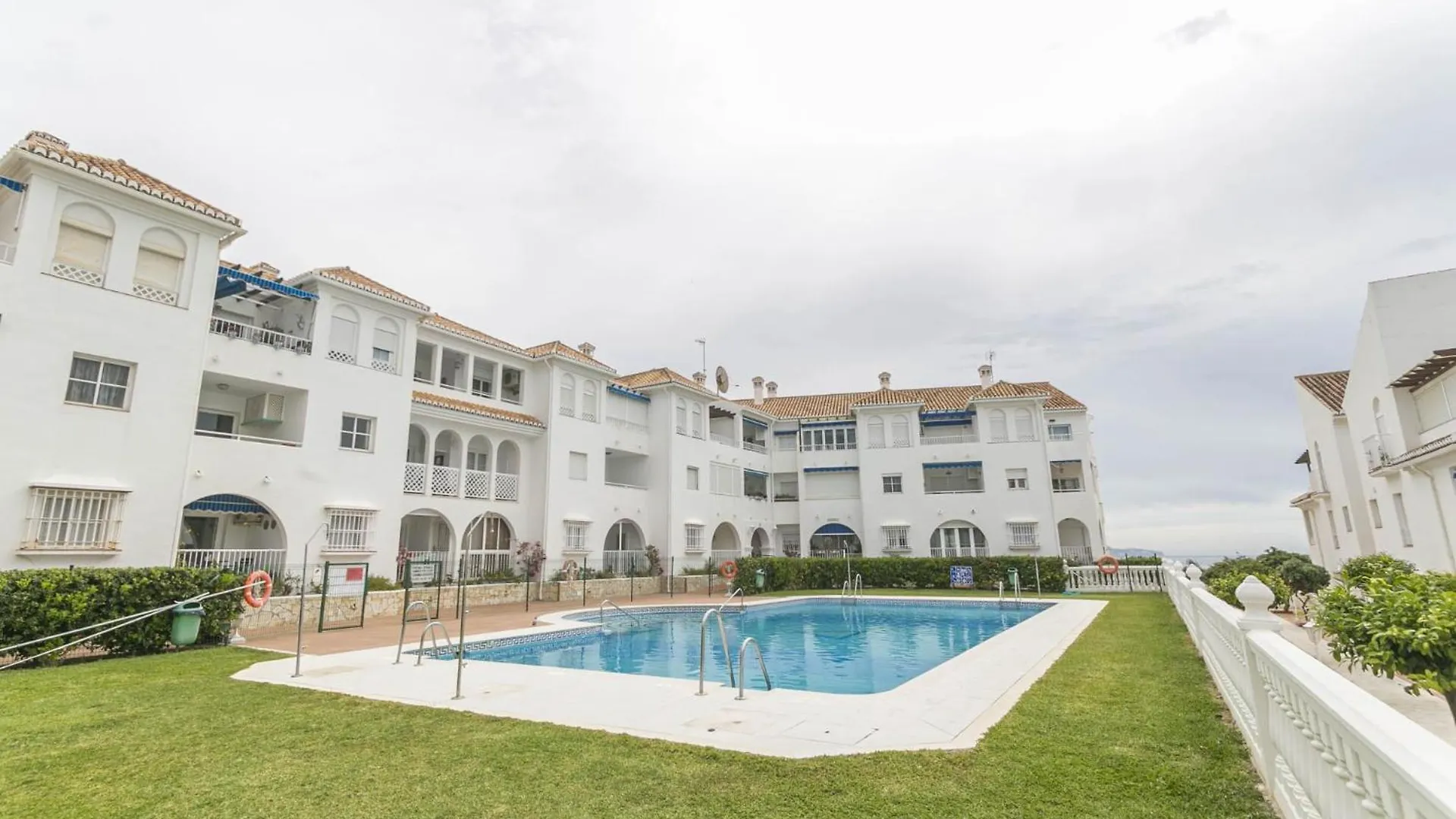 Nerja Sun Apartment Alba Las Fuentes